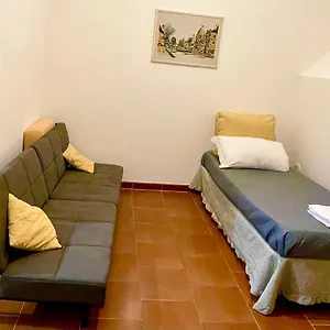 parisa-house.it-romehotels.com/